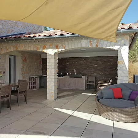 Villa Magnificent In Ambroix With Private Pool *
